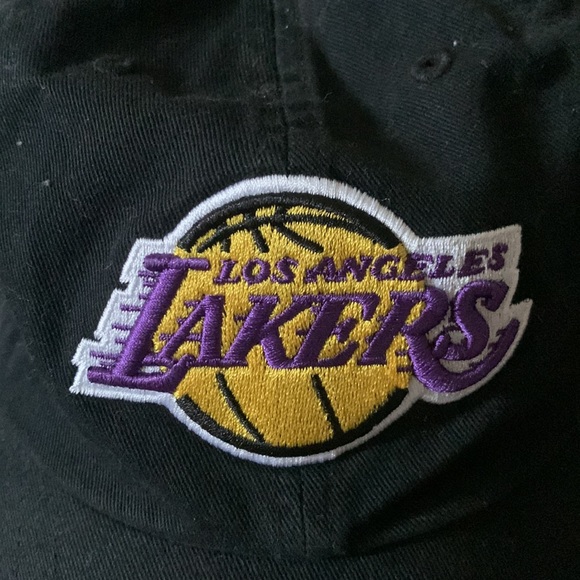 Los Angeles Lakers Dad Hat - Picture 2 of 4